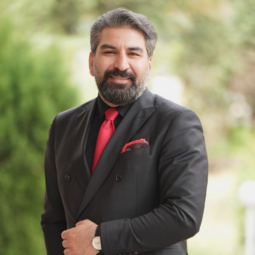 رامین کاظمی و اتیکت رفتاری