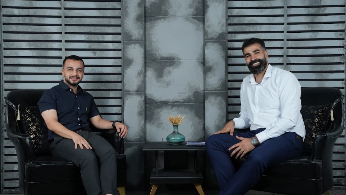 عماد چابک در برنامه کی هست؟