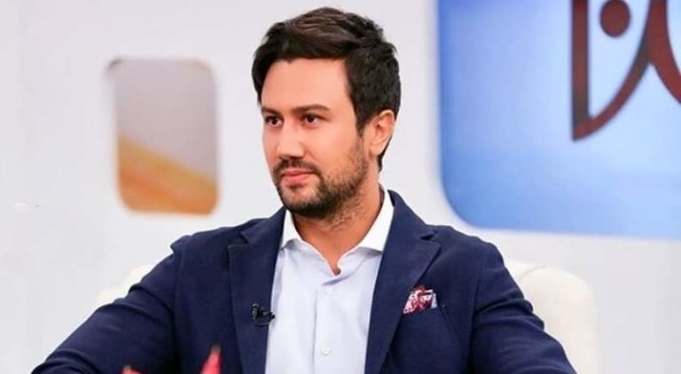 شاهرخ استخری
