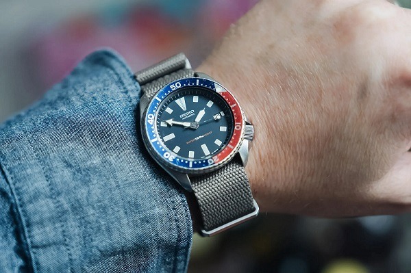 ساعت های ژاپنی اصل را از نیک گالری بخواهید.